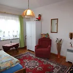 Laatzen - Private Apartment