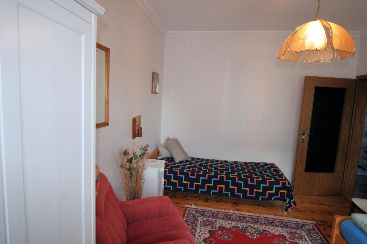 Laatzen - Private Apartment